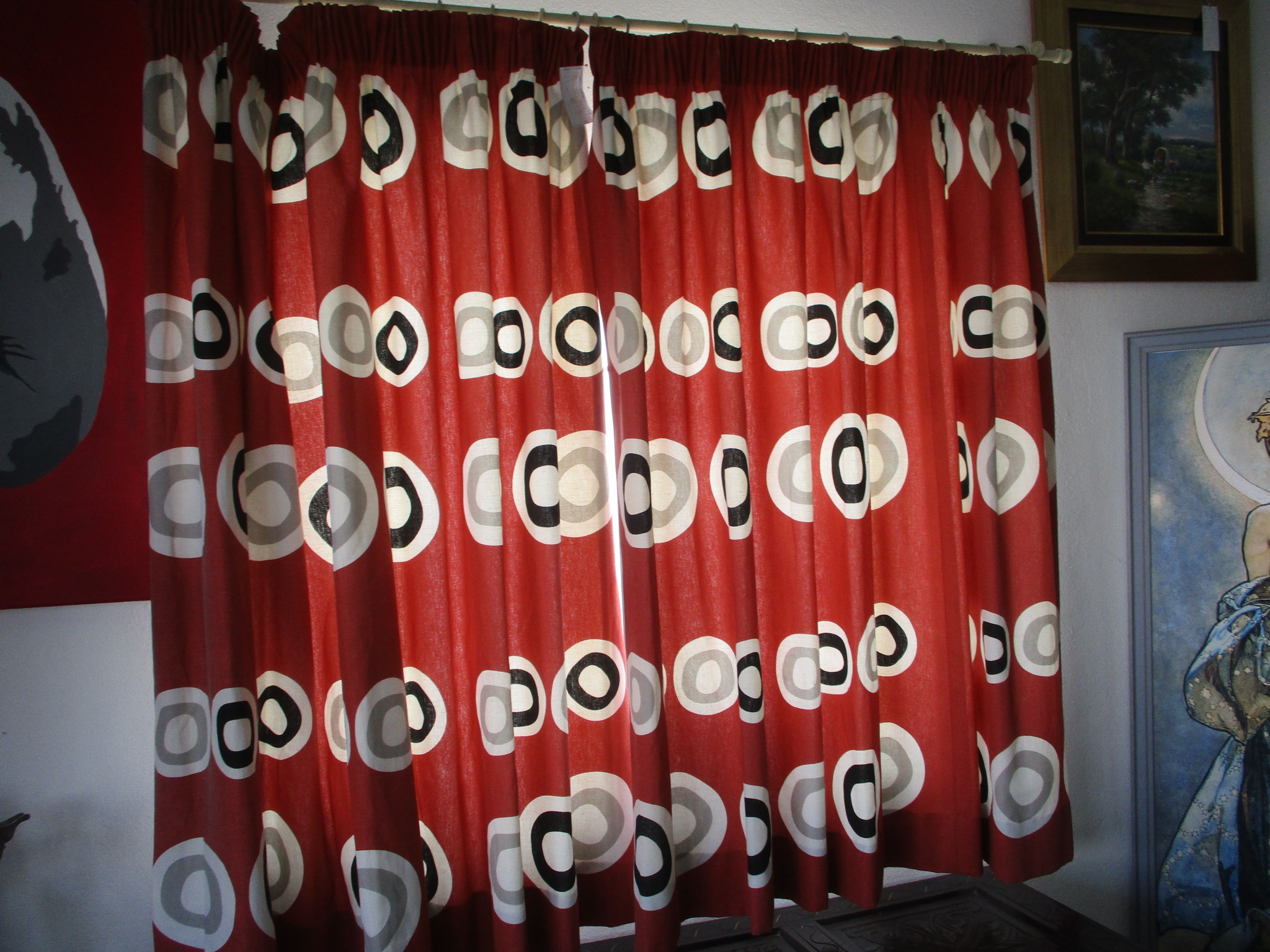 House2House High Quality Used Furniture